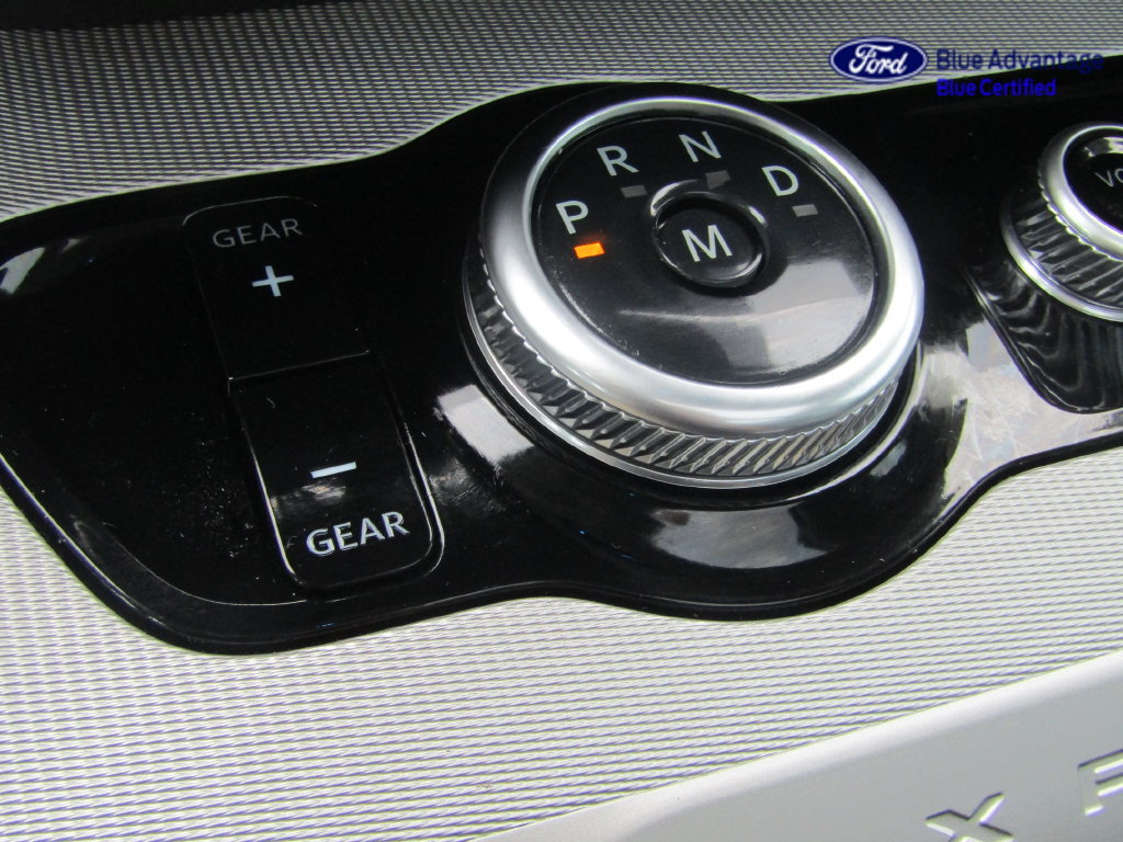 Certified 2025 Ford Expedition Active AWD/4WD image 32