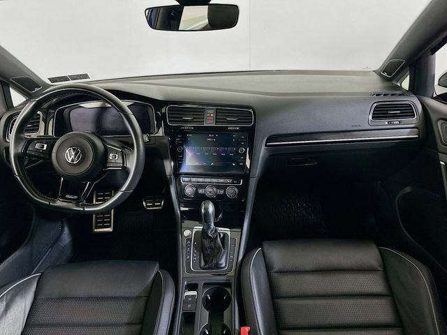 Used 2019 Volkswagen Golf R 4-Door image 16