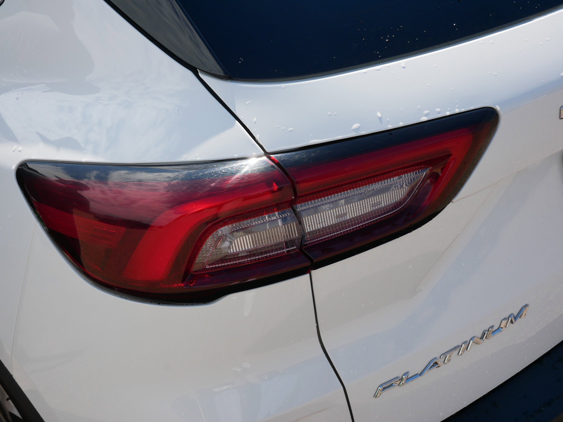 Certified 2024 Ford Escape Platinum AWD/4WD image 17