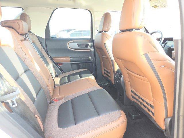 Certified 2025 Ford Bronco Sport Outer Banks w/ Outer Banks Tech Package+ AWD/4WD image 24