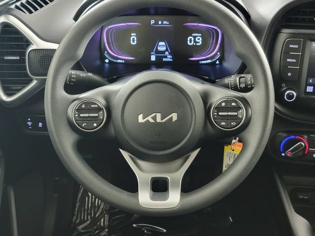 Used 2025 Kia Soul LX w/ LX Technology Package FWD image 24