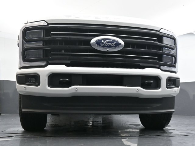 Certified 2026 Ford F350 Platinum AWD/4WD image 22