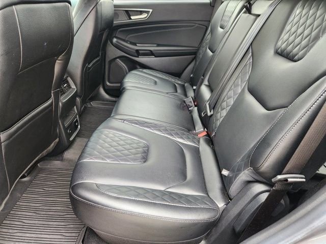 Certified 2023 Ford Edge Titanium AWD/4WD image 29