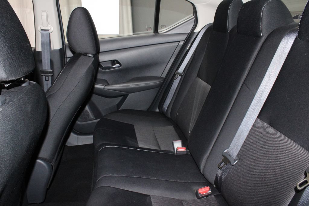 Used 2025 Nissan Sentra SV w/ Trunk Package FWD image 21