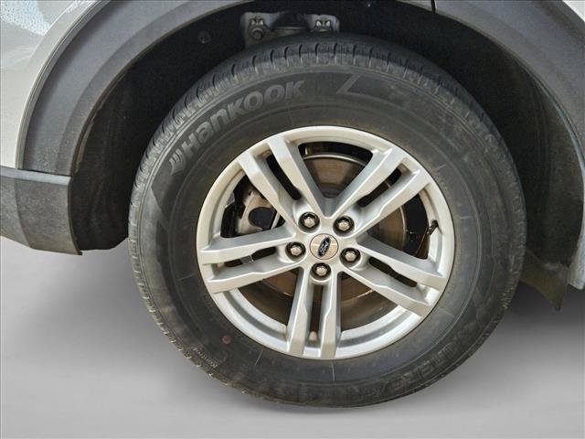 Certified 2020 Ford Explorer XLT w/ Equipment Group 202A RWD image 18