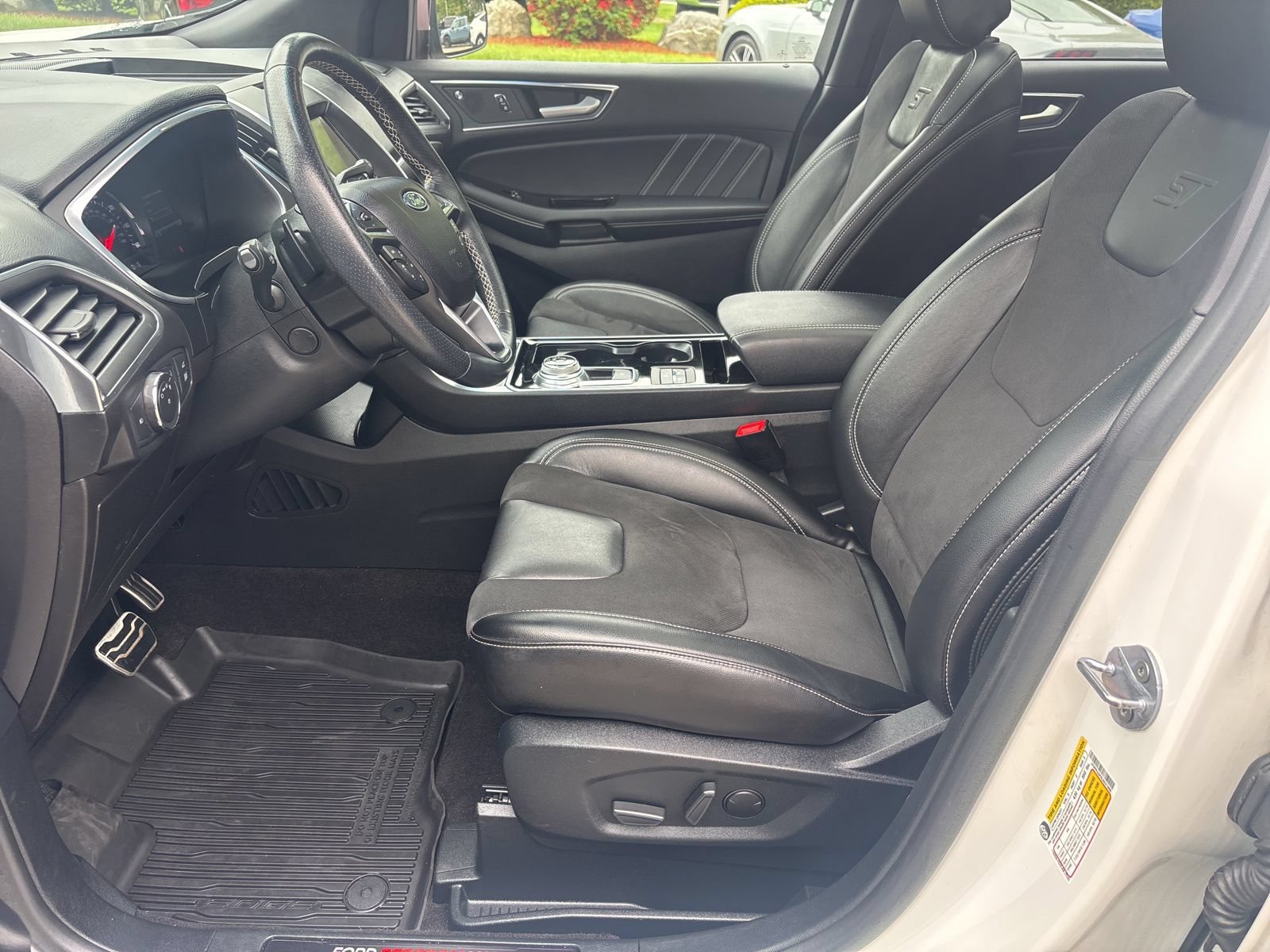 Certified 2020 Ford Edge ST w/ Equipment Group 401A AWD/4WD image 17