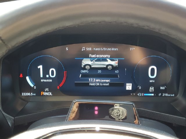 Certified 2025 Ford Explorer Platinum w/ Ultimate Package AWD/4WD image 14