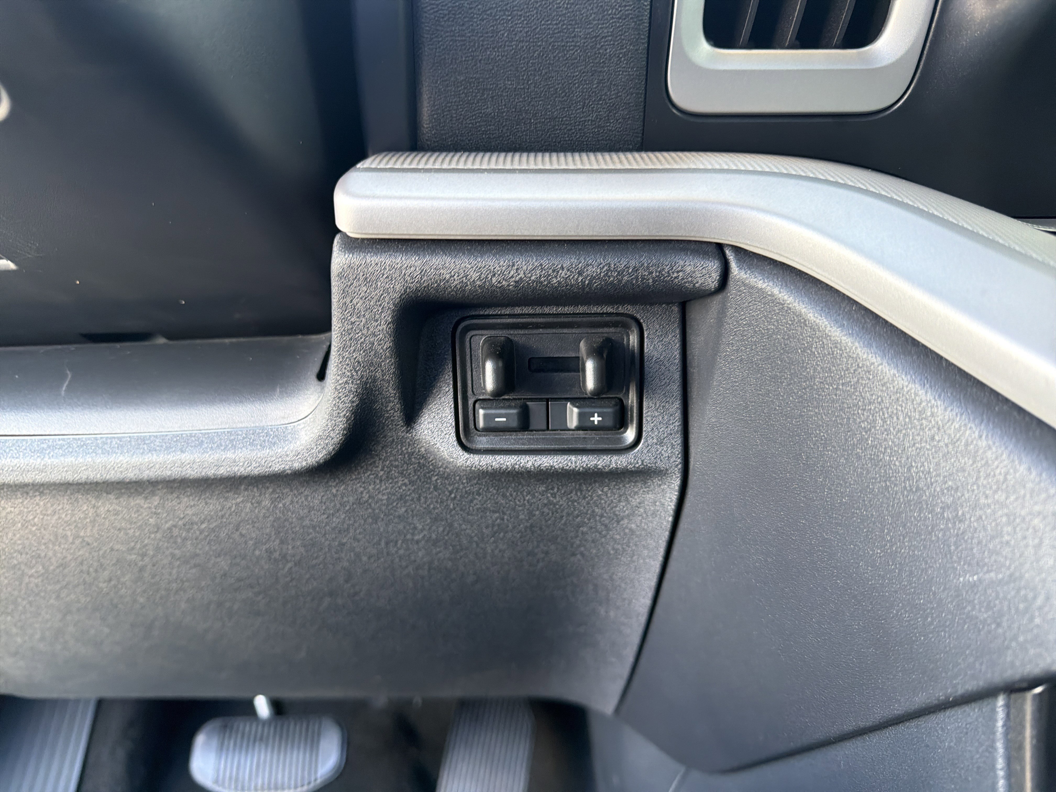 Certified 2025 Ford Expedition Max Active AWD/4WD image 42