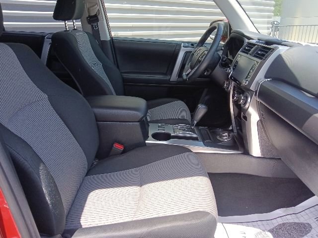 Used 2024 Toyota 4Runner SR5 AWD/4WD image 30