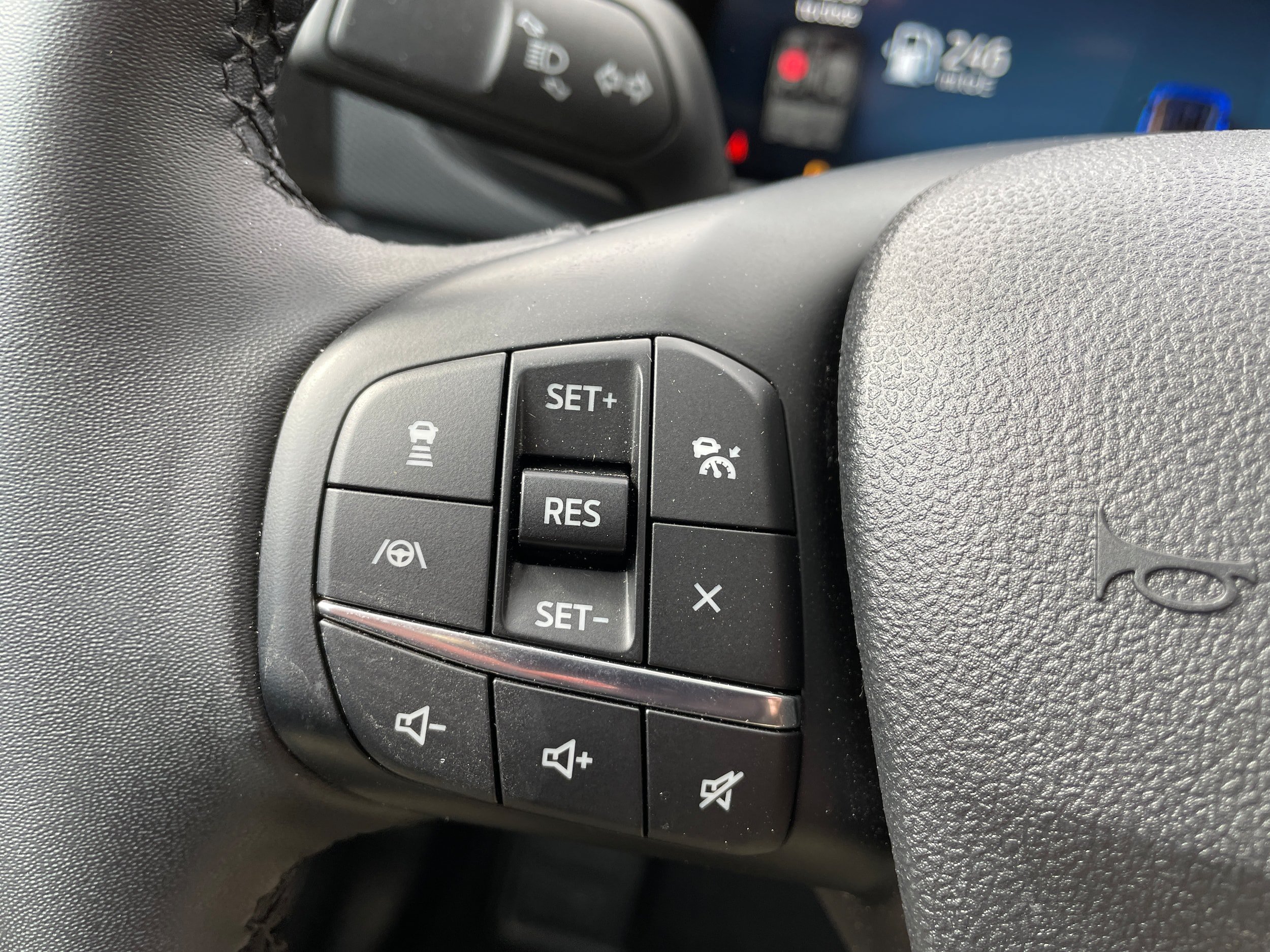 Certified 2025 Ford Bronco Sport Outer Banks w/ Outer Banks Tech Package+ AWD/4WD image 18