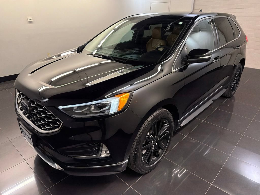 Certified 2024 Ford Edge Titanium w/ Titanium Elite Package AWD/4WD image 3