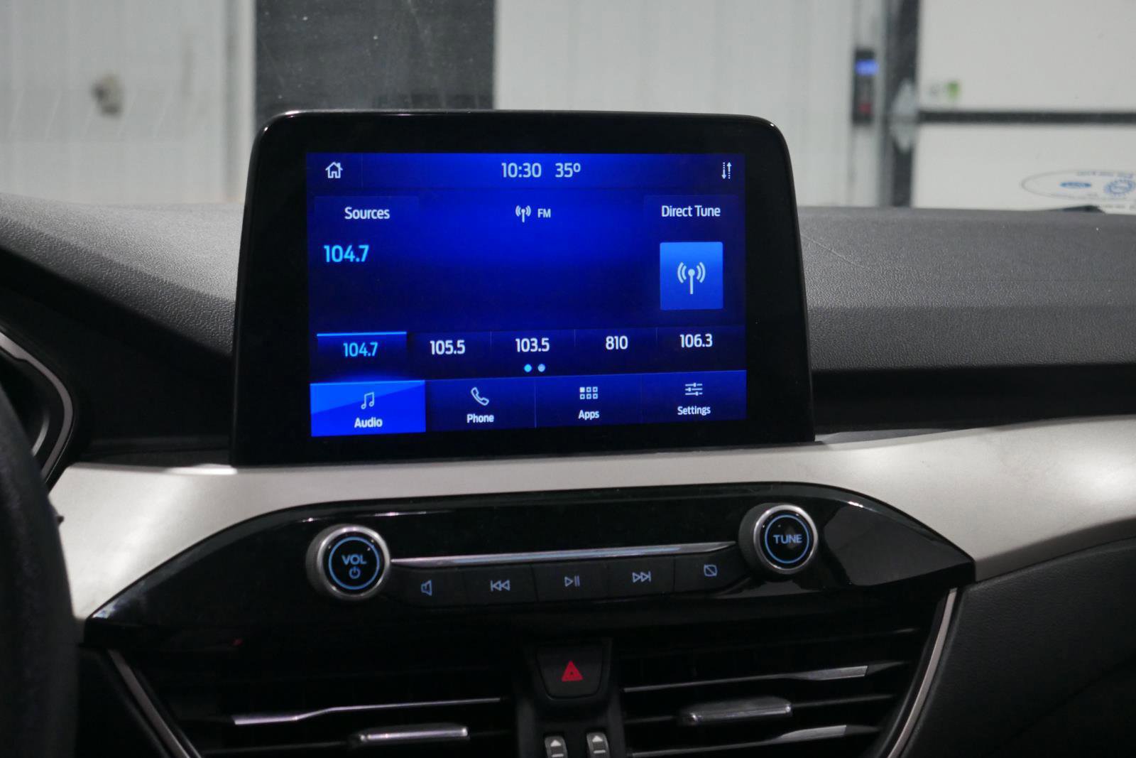 Certified 2021 Ford Escape SE image 17