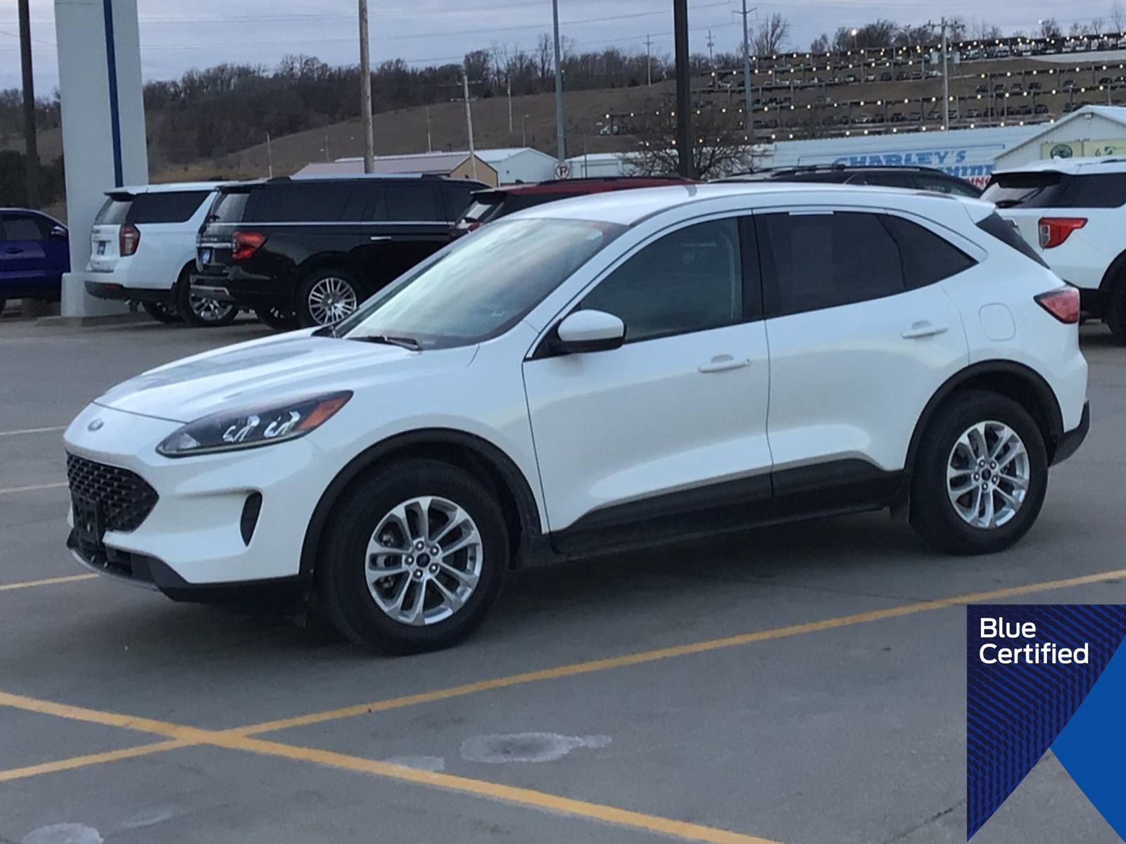 Certified 2020 Ford Escape SE image 1