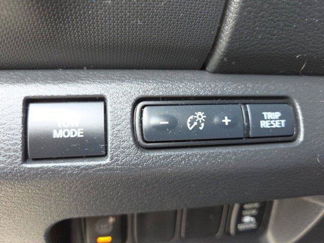 Used 2022 Nissan Frontier Pro-X RWD image 38