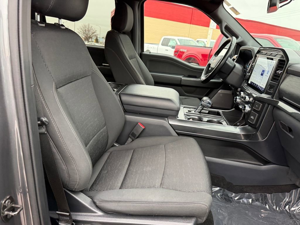 Certified 2022 Ford F150 XLT w/ Equipment Group 302A High image 9