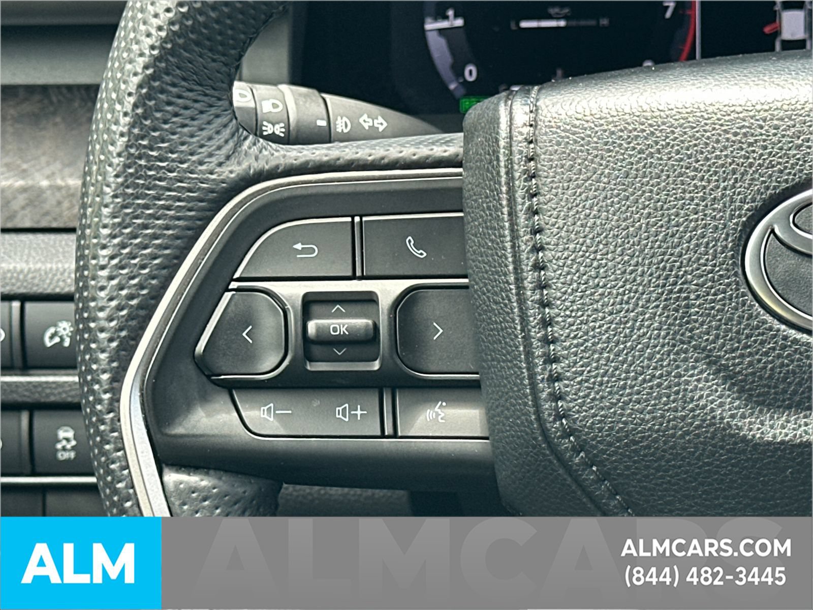 Used 2024 Toyota Tacoma Limited AWD/4WD image 28