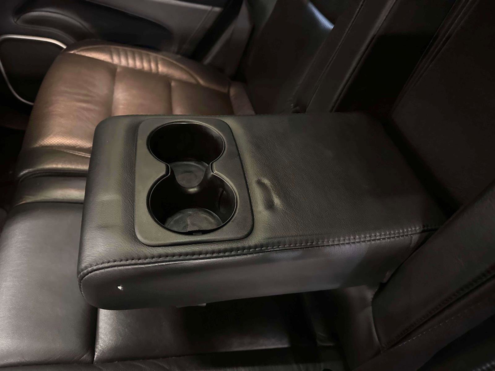 Used 2020 Jeep Grand Cherokee SRT image 10