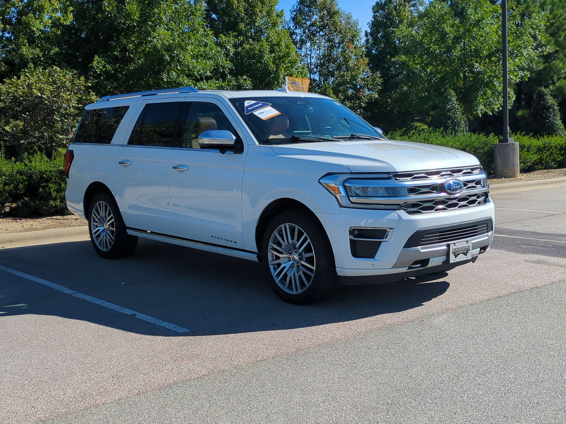 Certified 2023 Ford Expedition Max Platinum AWD/4WD image 2