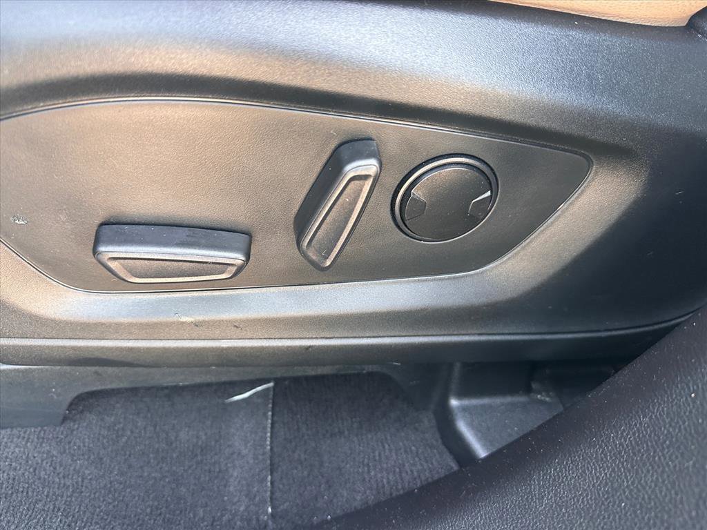 Certified 2023 Ford Explorer Limited w/ Limited Technology Package image 17