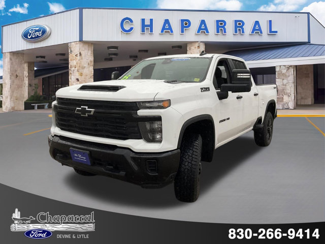 Used 2025 Chevrolet Silverado 2500 Custom w/ Custom Value Package AWD/4WD image 2