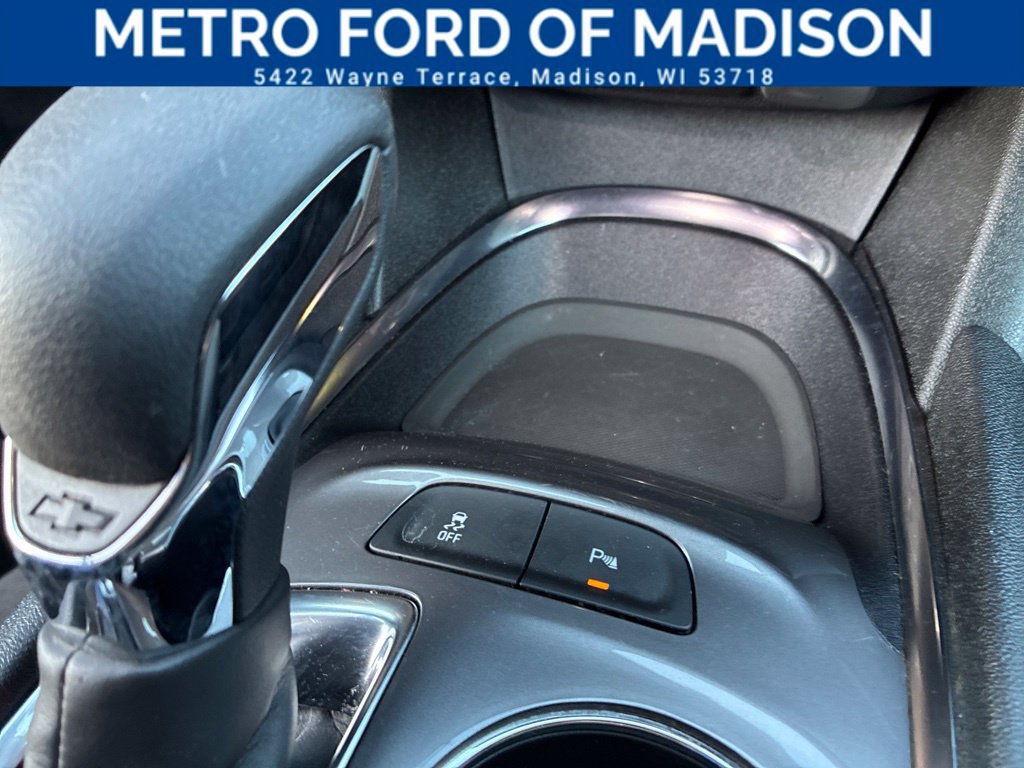 Used 2025 Chevrolet Malibu LT FWD image 17