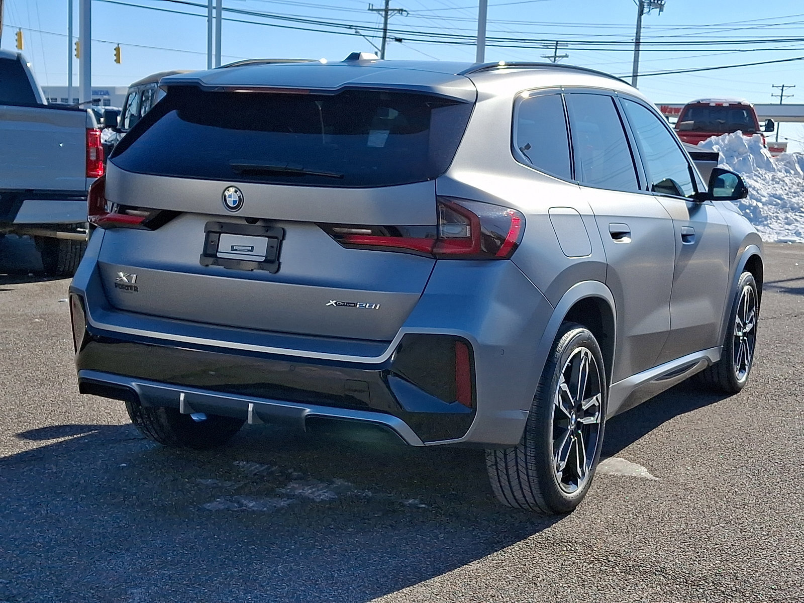 Used 2023 BMW X1 xDrive28i w/ Premium Package image 7