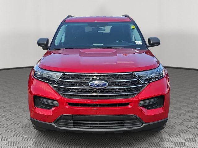 Certified 2024 Ford Explorer XLT RWD video 2