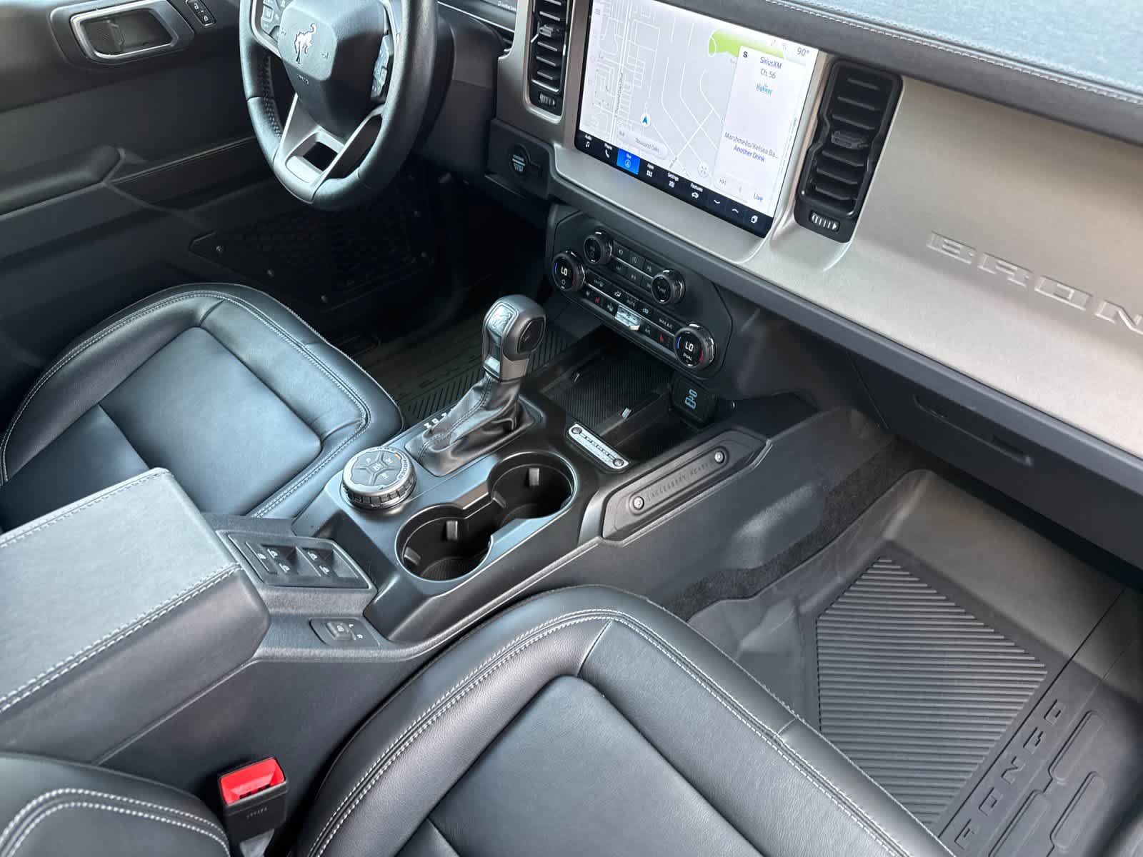 Certified 2025 Ford Bronco Outer Banks AWD/4WD image 15
