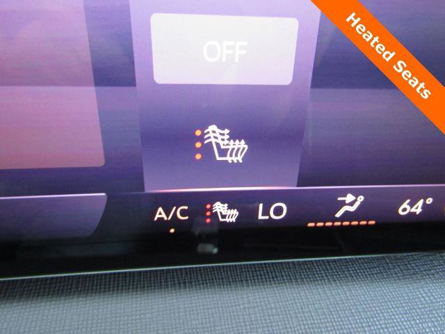 Used 2025 Buick Enclave Sport Touring AWD/4WD image 19