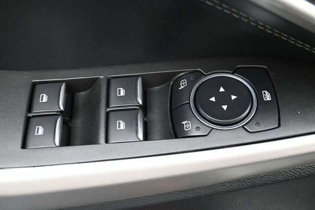 Certified 2023 Ford Explorer XLT RWD image 14