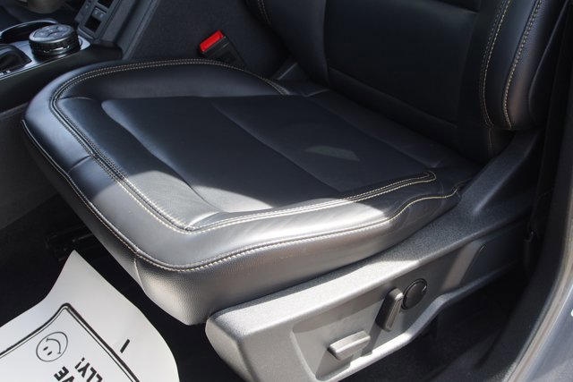 Certified 2025 Ford Bronco Badlands AWD/4WD image 17
