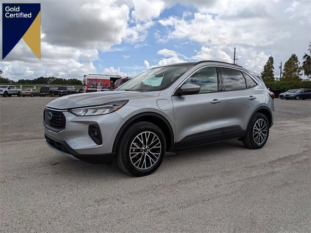 Certified 2024 Ford Escape SE w/ Class II Trailer Tow Package