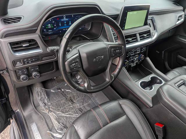 Used 2024 Chevrolet Suburban RST w/ Luxury Package AWD/4WD image 2