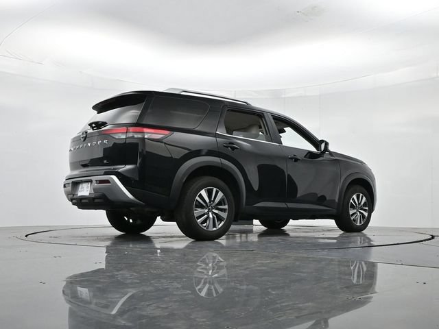 Used 2025 Nissan Pathfinder SL FWD image 34