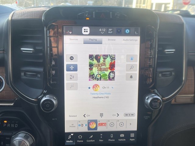 Used 2024 RAM 1500 Limited image 25