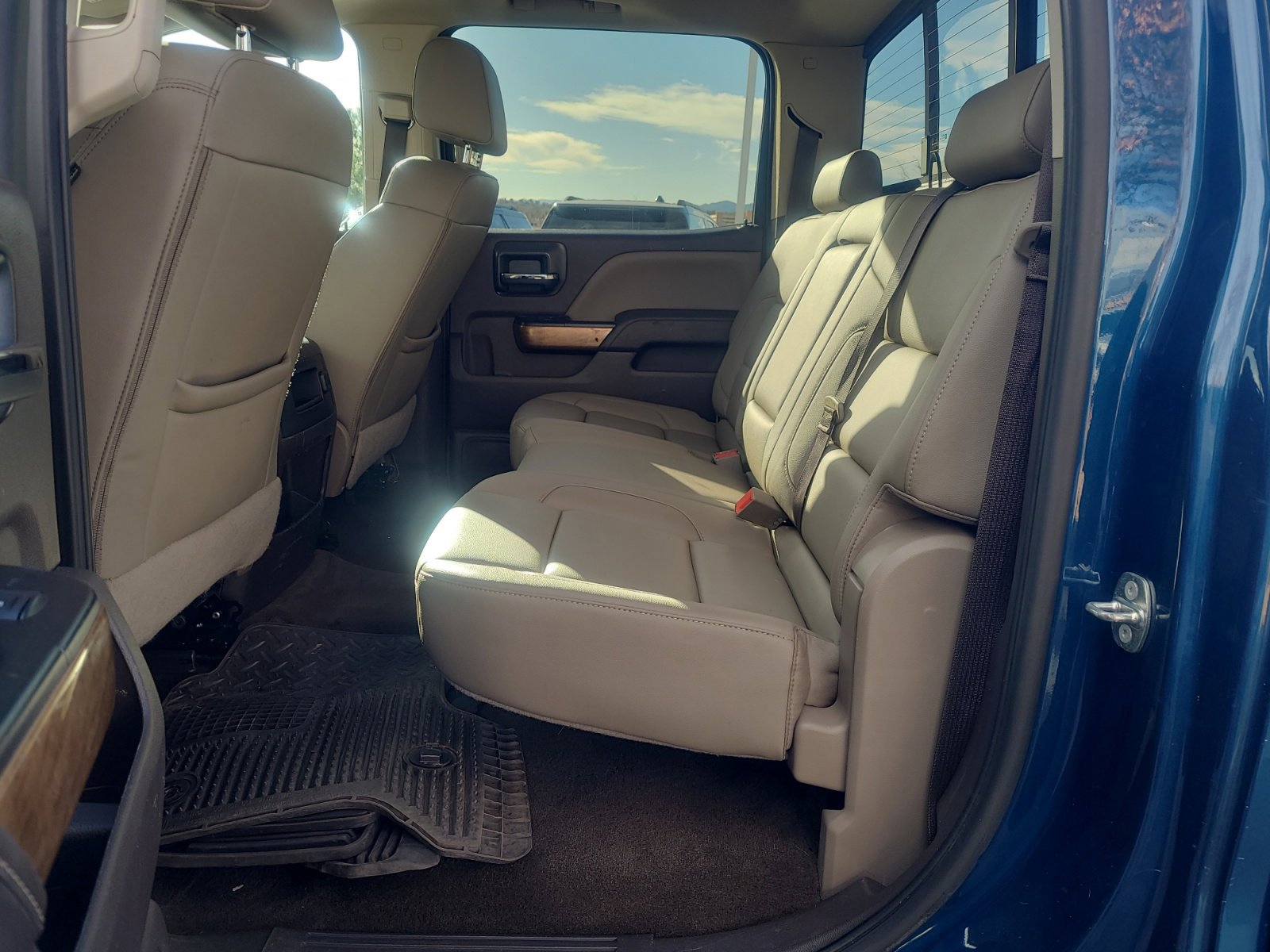 Used 2018 Chevrolet Silverado 1500 LTZ w/ Max Trailering Package image 17