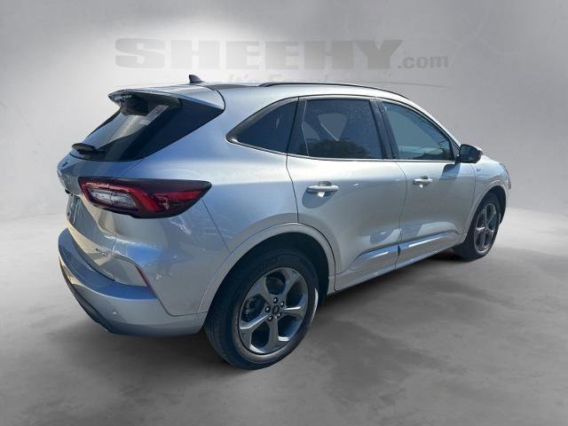 Certified 2023 Ford Escape ST-Line Select w/ Tech Pack #2 image 12