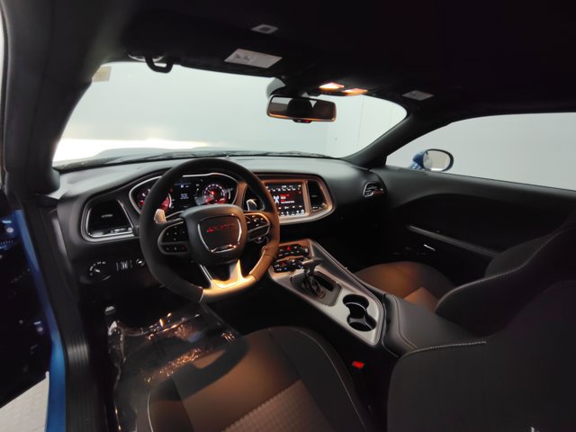 Used 2023 Dodge Challenger SRT Hellcat RWD image 2