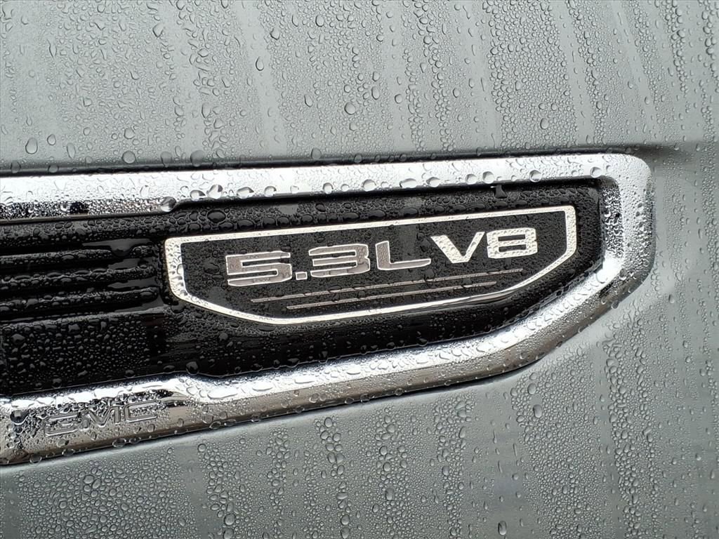 Used 2025 GMC Sierra 1500 SLT AWD/4WD image 9