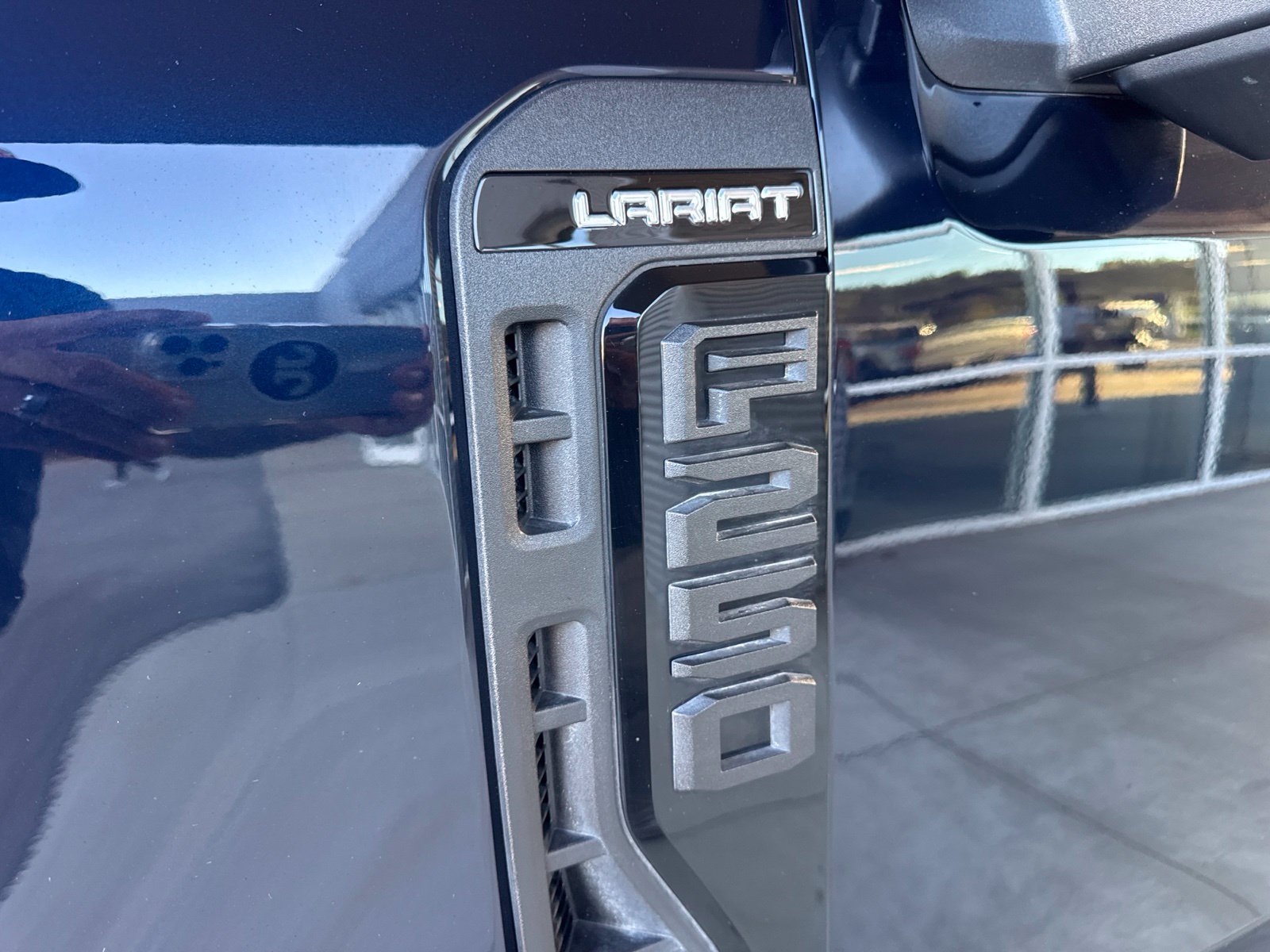 Certified 2023 Ford F250 Lariat w/ Sport Appearance Package AWD/4WD image 14