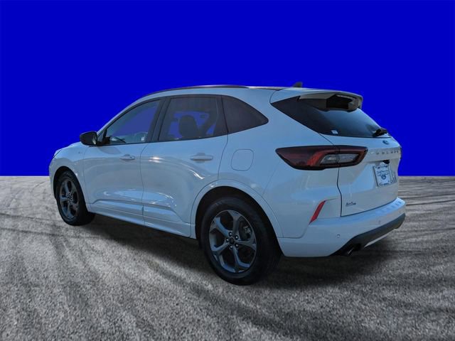 Certified 2023 Ford Escape ST-Line w/ Tech Pack #1 FWD image 3