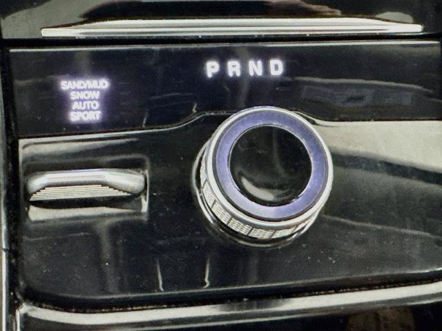 Used 2023 Jeep Grand Cherokee L Limited AWD/4WD image 19