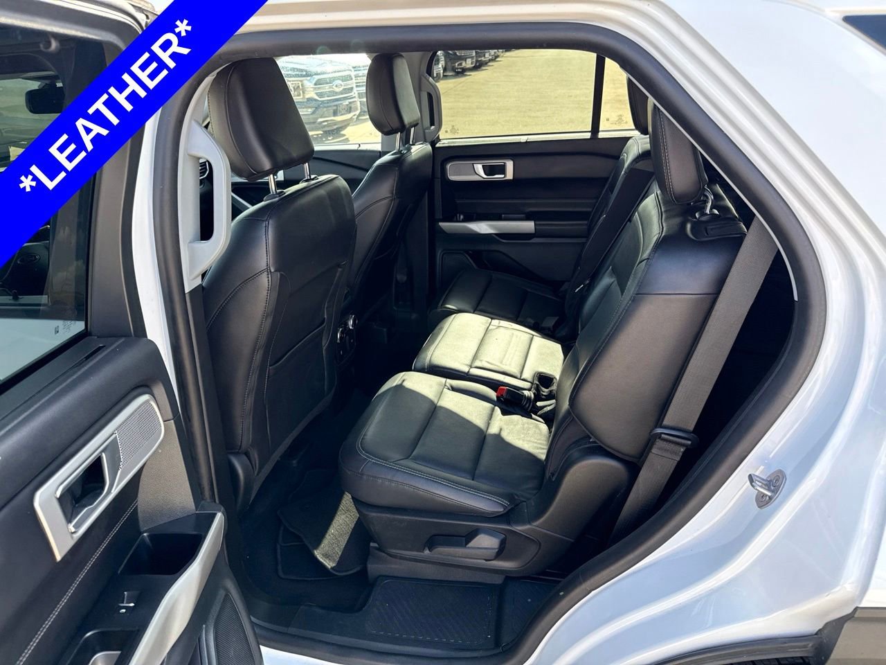Certified 2023 Ford Explorer Limited AWD/4WD image 7