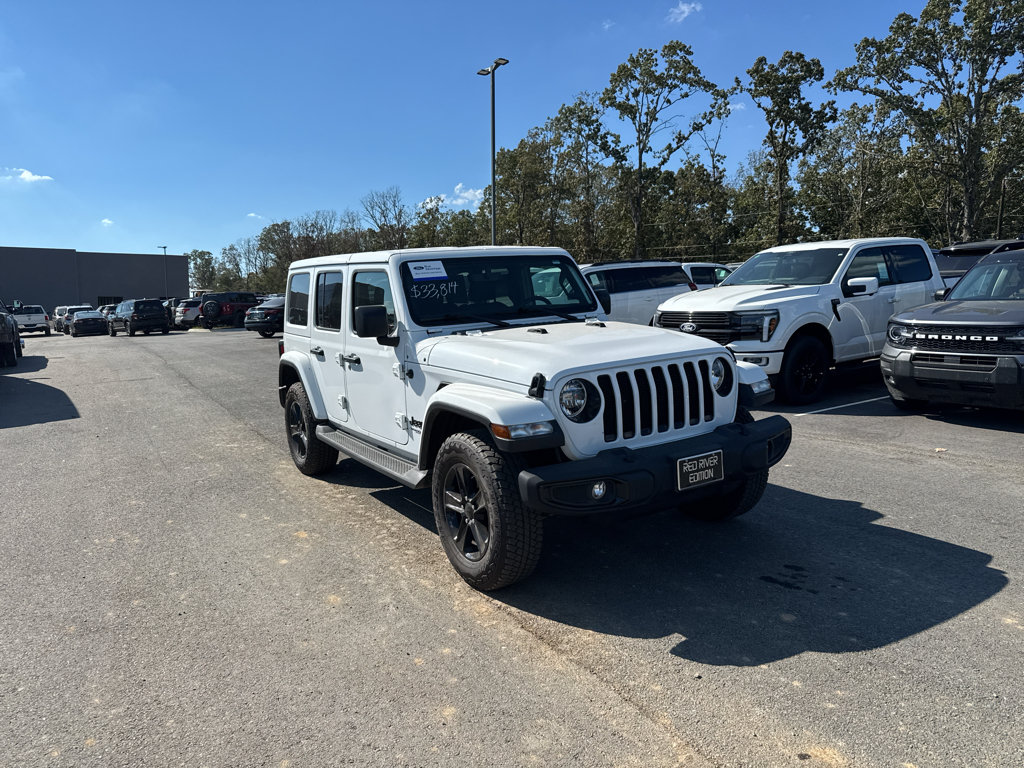 Used 2021 Jeep Wrangler Unlimited Sahara AWD/4WD image 3
