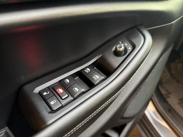 Used 2023 Jeep Grand Cherokee Altitude image 16