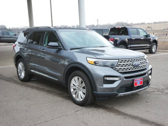 Certified 2022 Ford Explorer Limited w/ Hybrid Equipment Group 310A AWD/4WD image 3