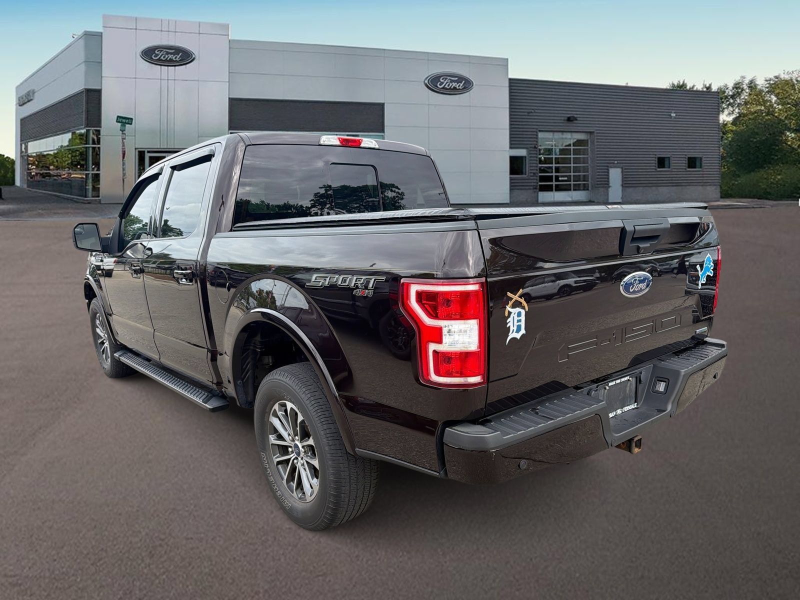 Certified 2020 Ford F150 XLT w/ Equipment Group 302A Luxury AWD/4WD image 8