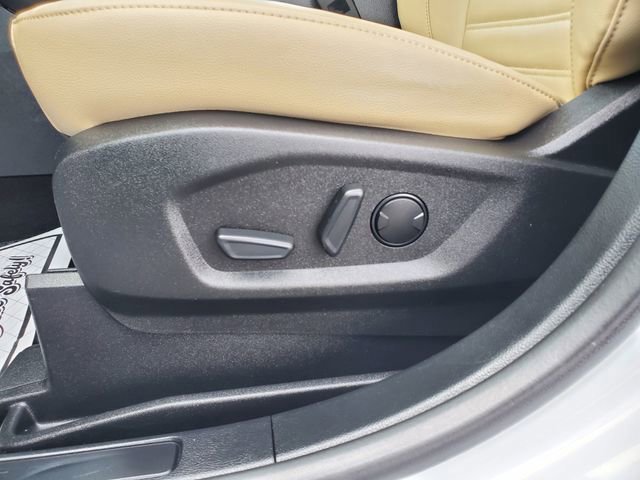 Certified 2023 Ford Edge SEL image 7