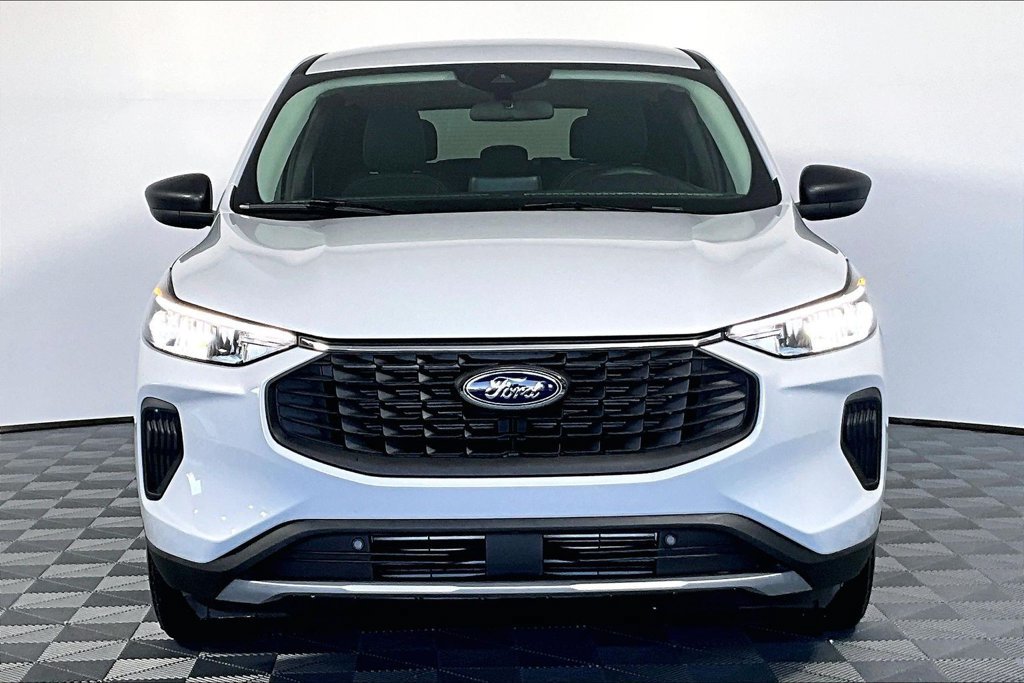 Certified 2026 Ford Escape Active FWD image 3