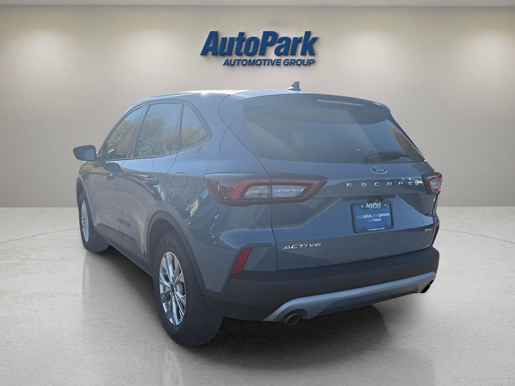 Certified 2025 Ford Escape Active image 3